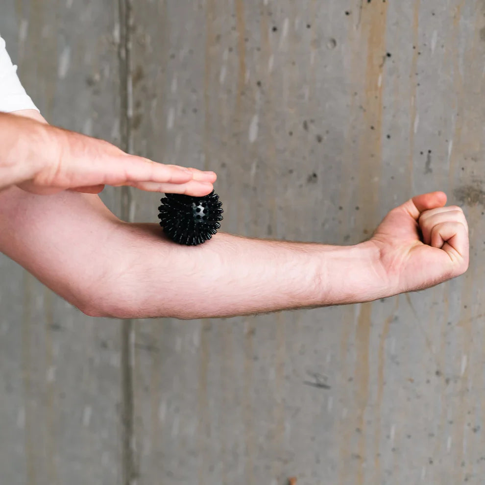 Массажный мяч Abisal BLP01 black spiky HMS