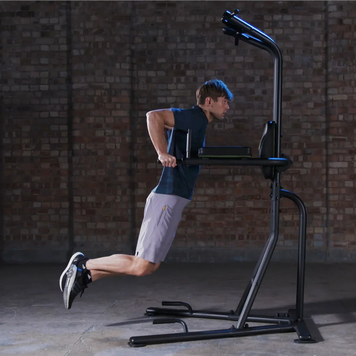 Power Tower Adidas Performans